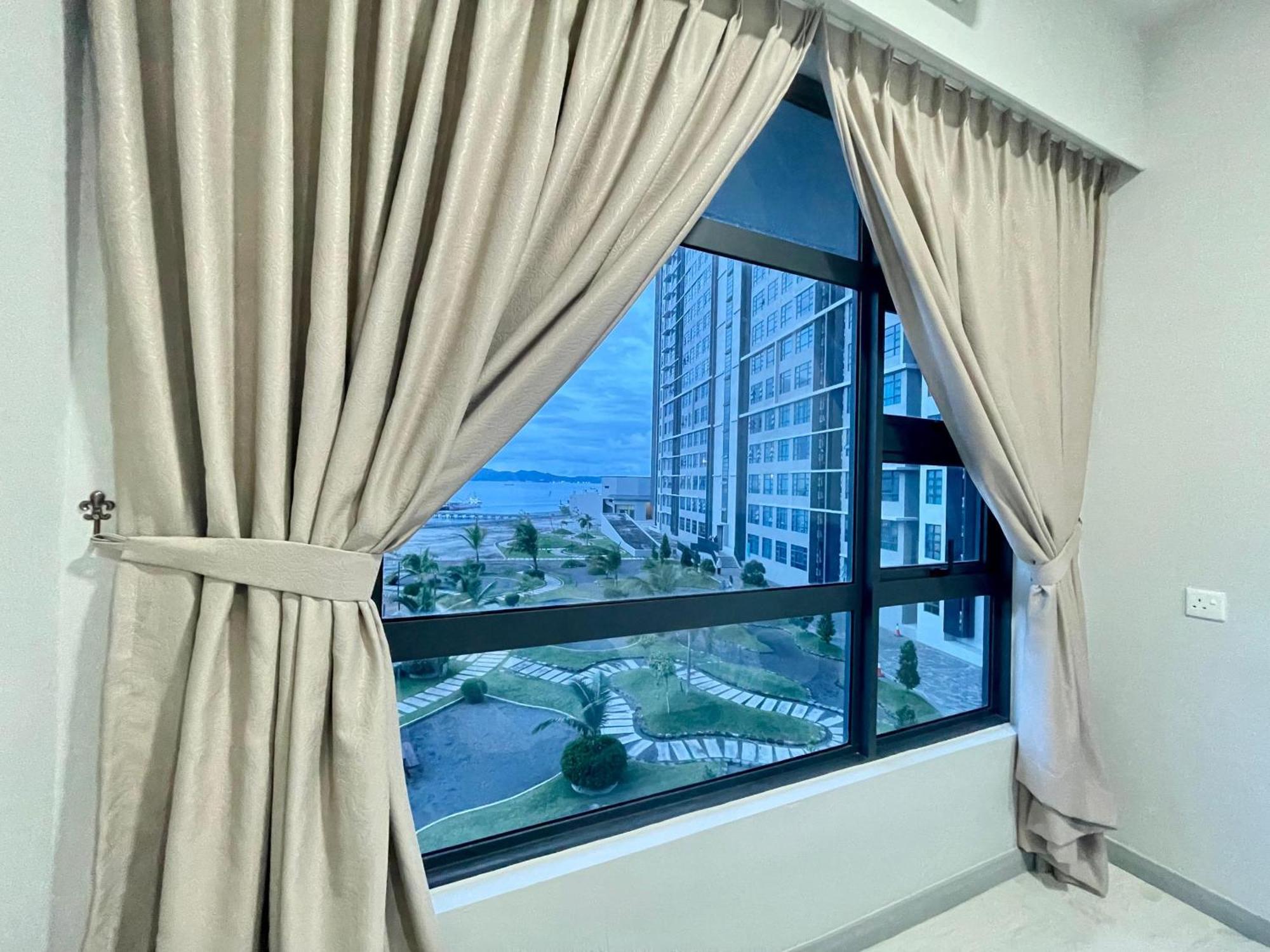Jesselton Quay Sea & Pool View For 6 Pax Apartamento Kota Kinabalu Exterior foto
